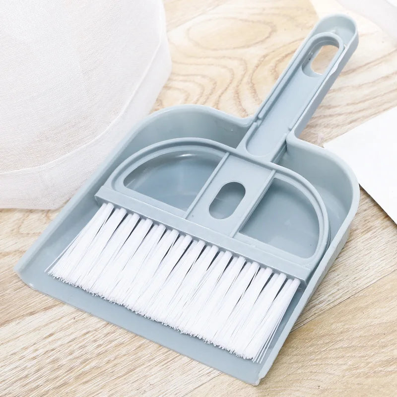 Essential Pet Cleaning Set: Broom and Bedpan for Cats, Hamsters, Rabbits, and Guinea Pigs
