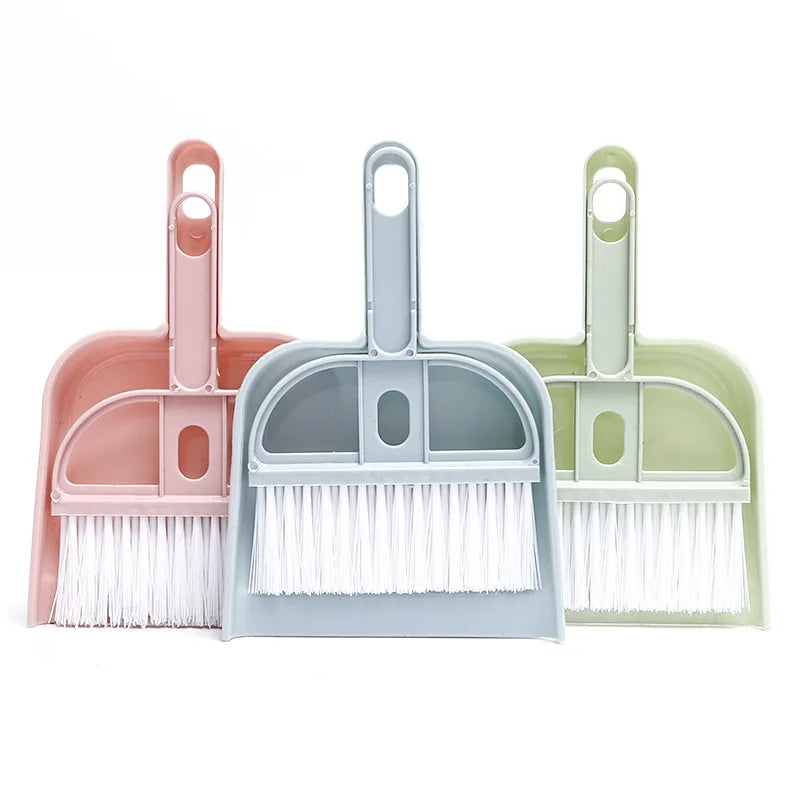 Essential Pet Cleaning Set: Broom and Bedpan for Cats, Hamsters, Rabbits, and Guinea Pigs