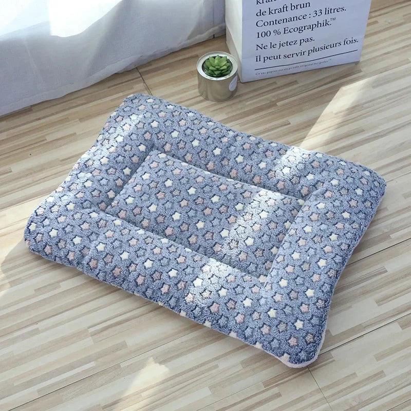 Cozy Double-Sided Pet Mat for Cats and Small Dogs - Soft Plush Sleeping Pad and Travel Blanket