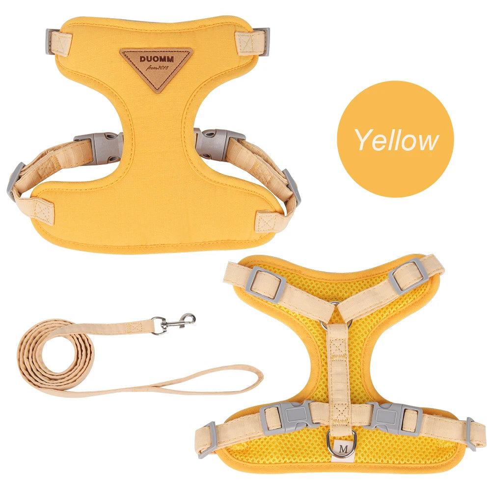 Stylish and Comfortable Cat and Puppy Harness and Leash Set - Perfect for Outdoor Adventures with Your Small Pets!