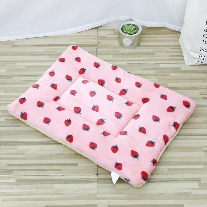 Cozy Double-Sided Pet Mat for Cats and Small Dogs - Soft Plush Sleeping Pad and Travel Blanket