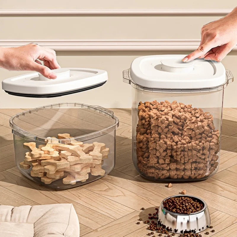 Keep Your Pet's Food Fresh with Our Airtight Large Capacity Storage Container - Perfect for Cats and Dogs!