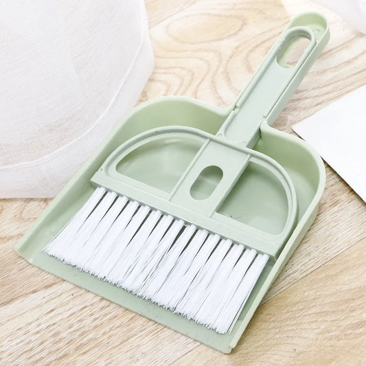 Essential Pet Cleaning Set: Broom and Bedpan for Cats, Hamsters, Rabbits, and Guinea Pigs
