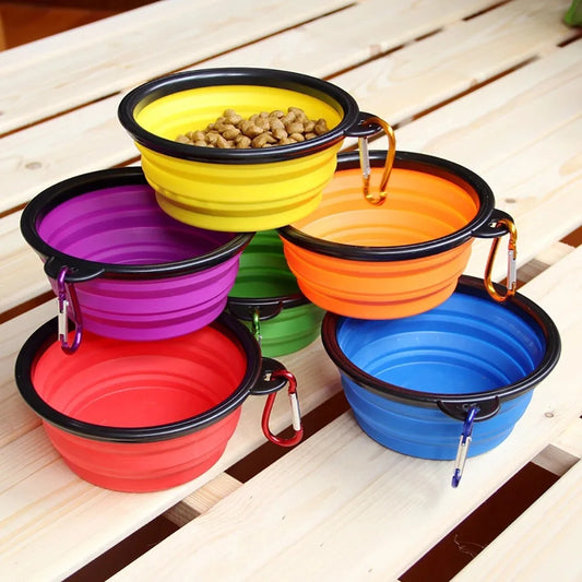 Ultimate Travel Companion: Folding Silicone Dog Bowl with Carabiner for Convenient Outdoor Feeding